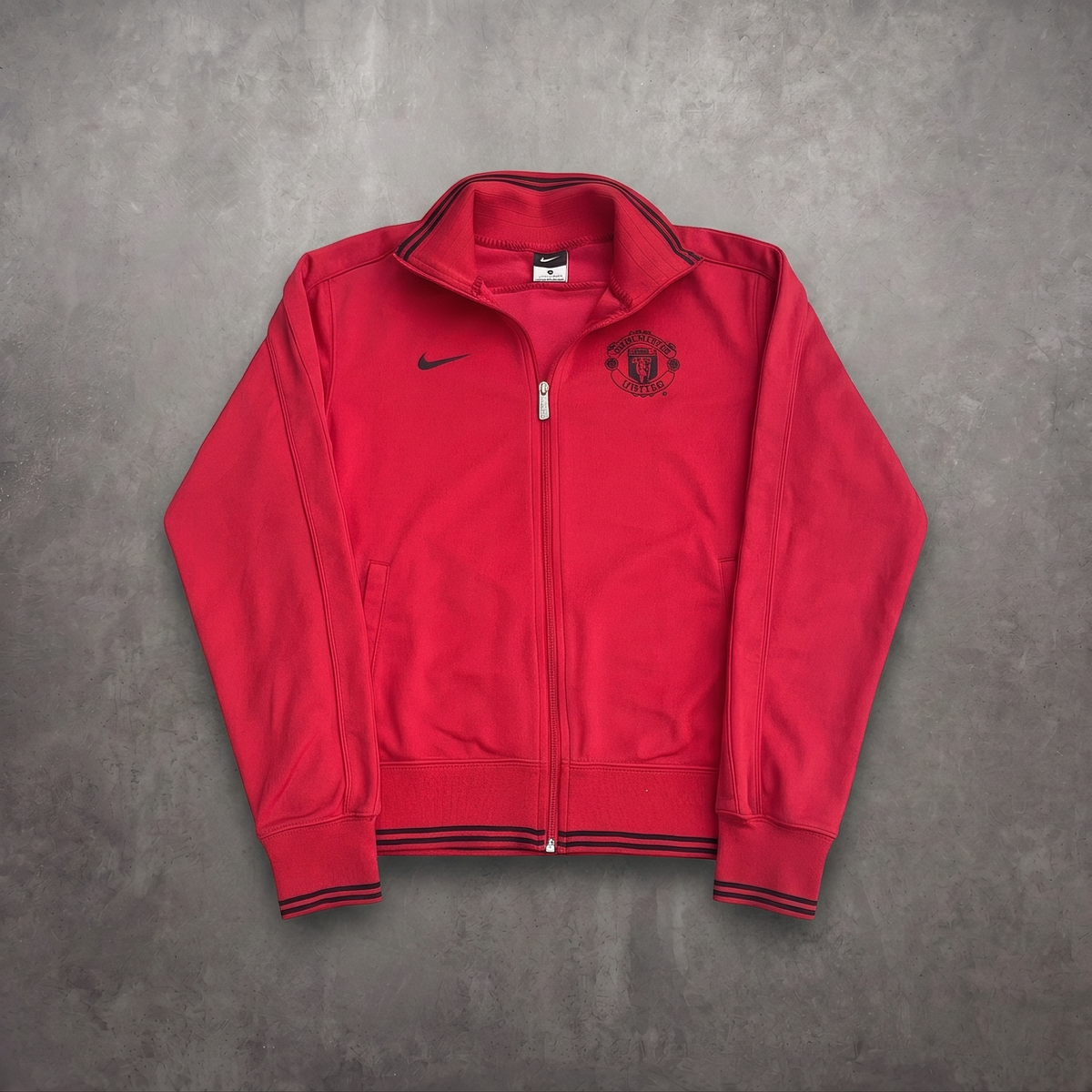 Manchester United Nike Vintage Jacke – Gr. M | 90s Football Streetwear