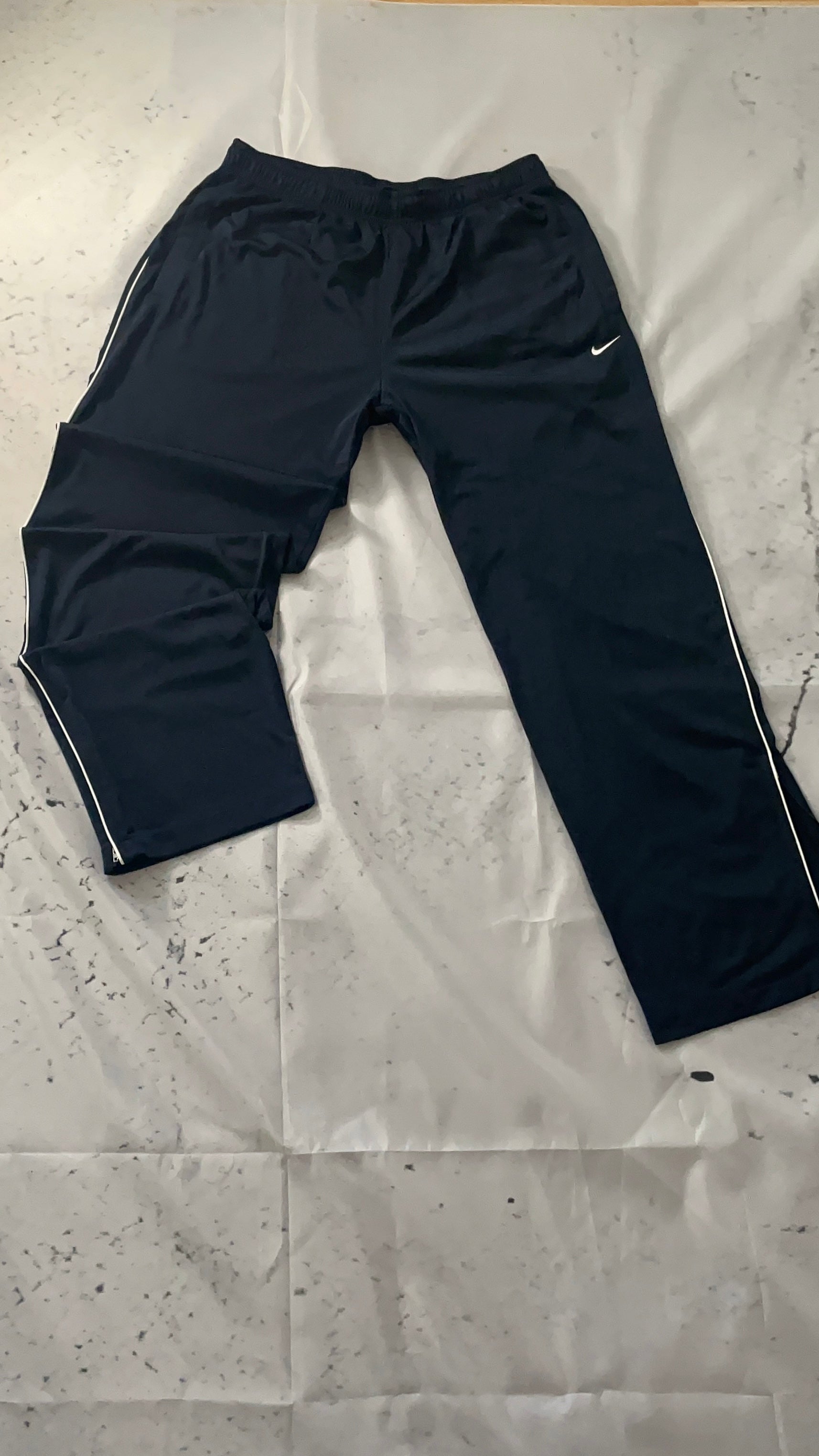 Nike Trackpants L