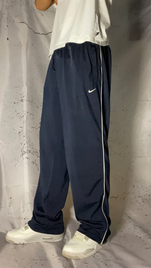 Nike Trackpants L